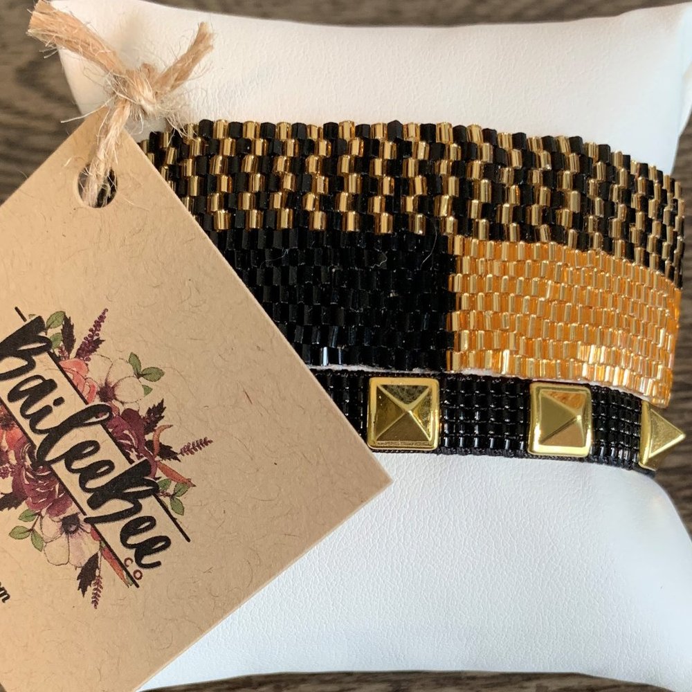 Black & Gold Miyuki Bead Stack